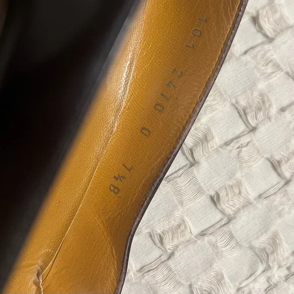 Gucci Tassel Pumps - Picture 6 of 10